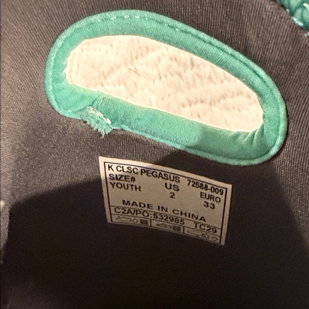 Bogs Winter Boots - Picture 6 of 6